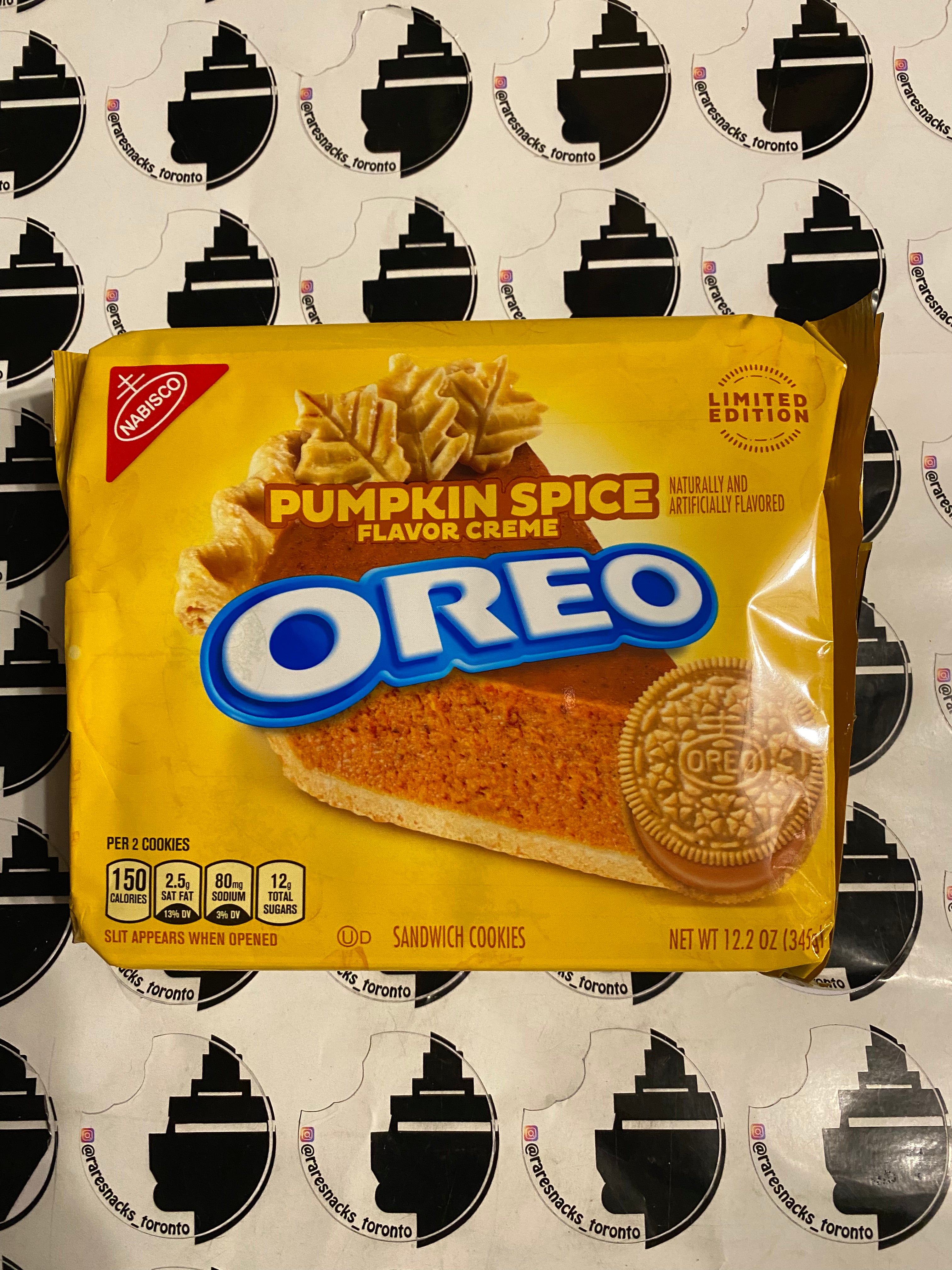 oreo-pumpkin-spice-345g-raresnackstoronto